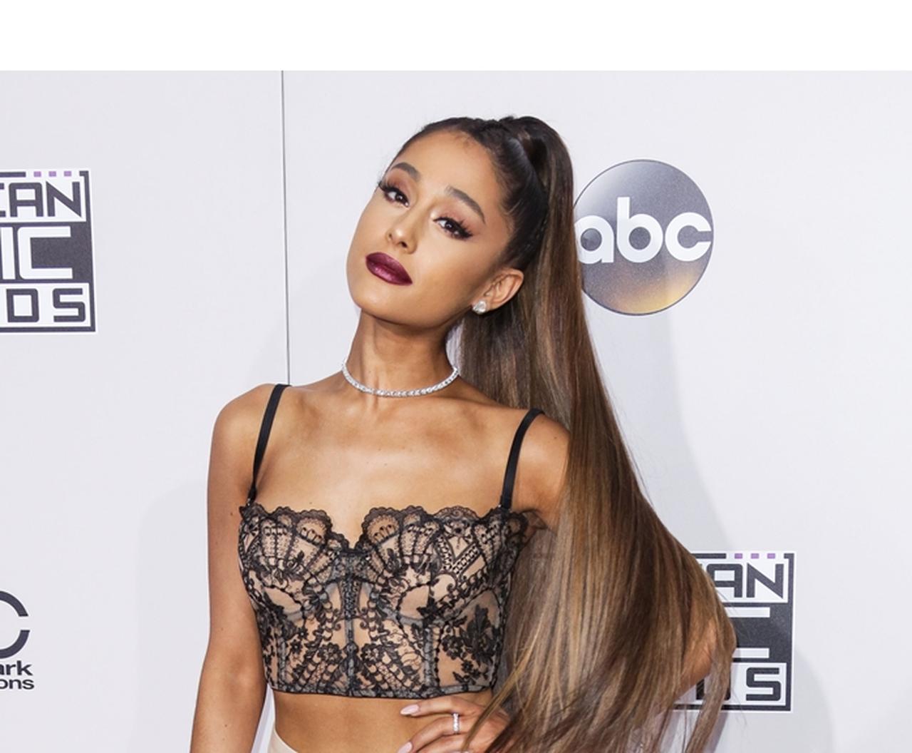 アリアナ・グランデ、「ジブリ主人公」のタトゥーを本当に入れてしまった