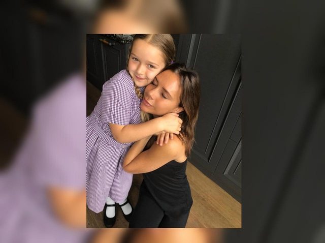 ベッカム家ハーパーちゃん、お昼寝のお供は母親ヴィクトリアのお宝映像