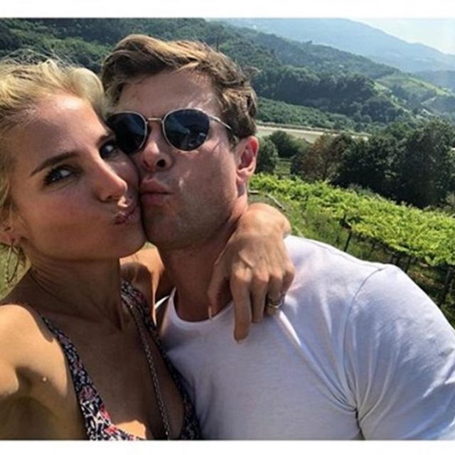 クリス・へムズワース夫妻のラブラブ写真の「裏側」がもっと羨ましい【写真アリ】
