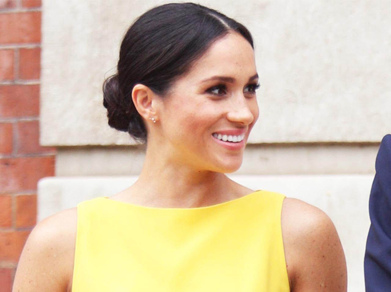 メーガン妃がいつも「お団子ヘア」をしている理由が目からウロコ