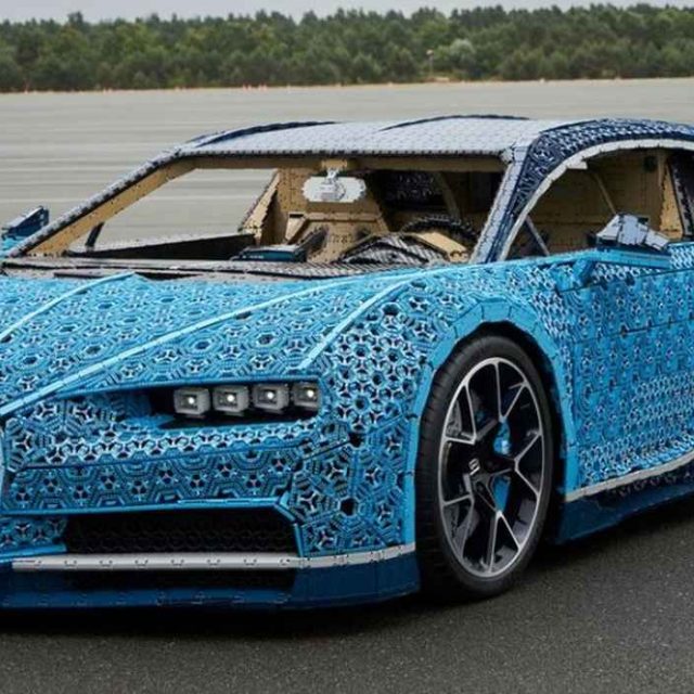 米LEGO社がレゴ100万個でブガッティを組み立てる、気になる最高速度は？