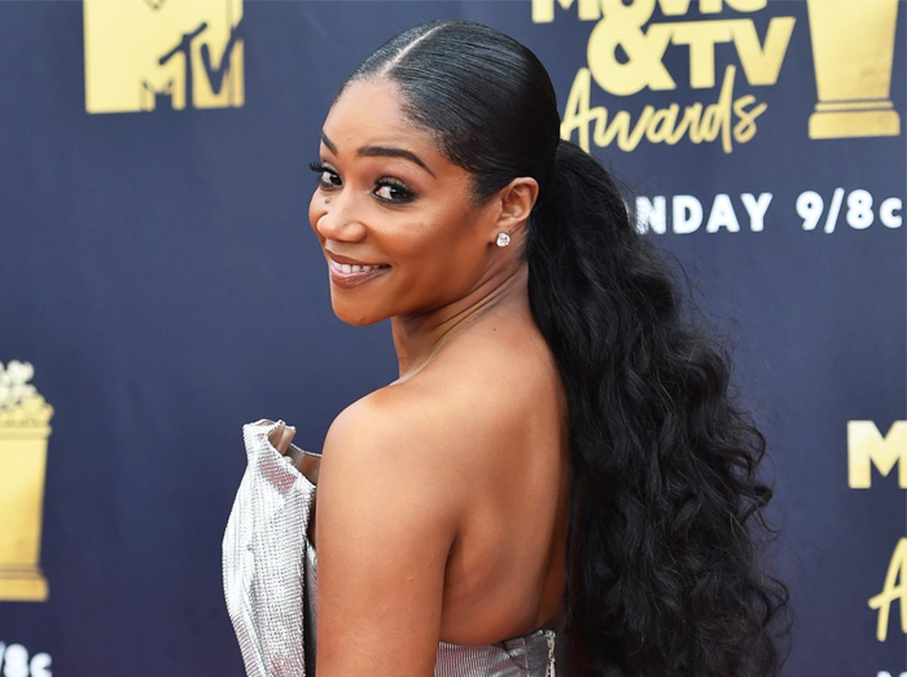 ティファニー・ハディッシュ、17歳で警官にレイプされた過去を明かす