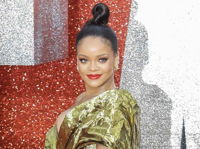 リアーナが再び映画出演？『スター・ウォーズ』俳優と2ショット写真