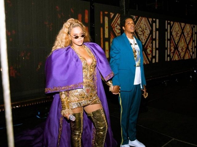 【動画あり】ビヨンセ＆ジェイ・Ｚの公演に不審者が乱入したらこうなる