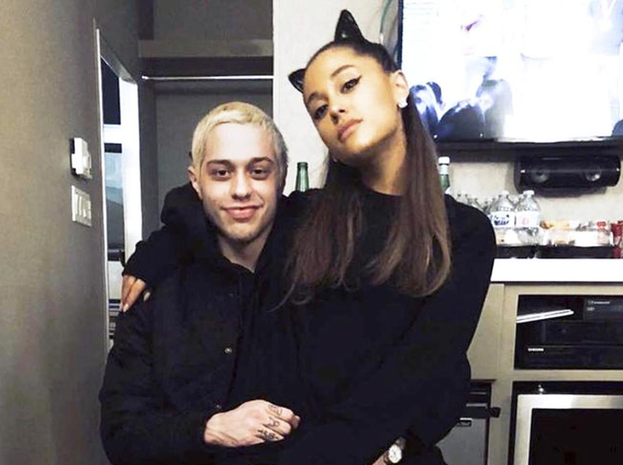 アリアナ・グランデ、婚約者に捧げる曲で「絶対幸せになる」宣言【歌詞全訳】