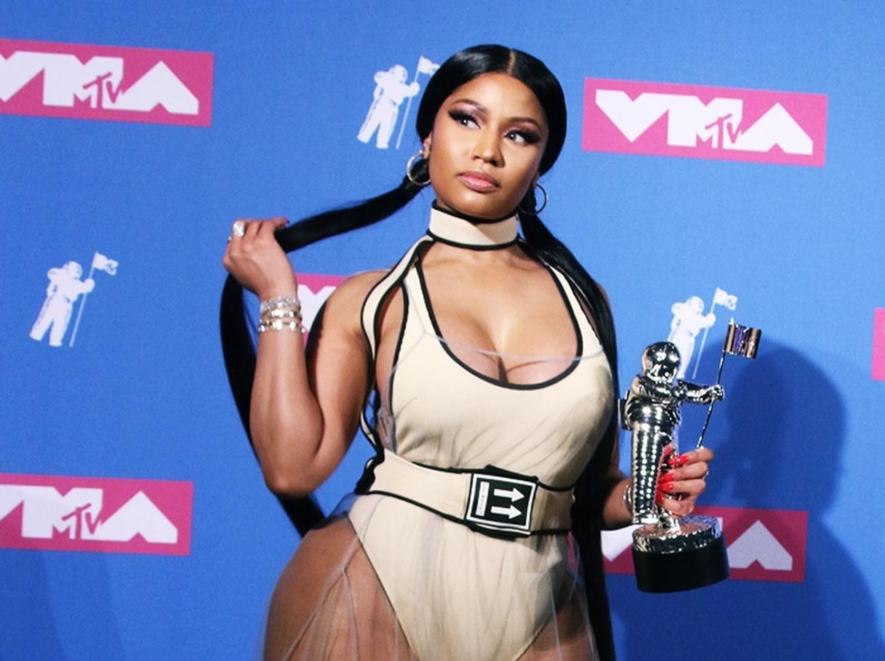 ニッキー・ミナージュ、ある女性セレブの「悪い冗談」に喝を入れる【VMA2018】