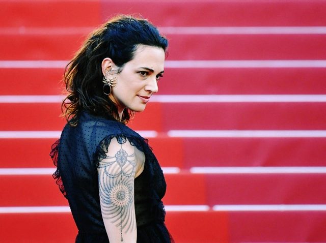 #MeTooを主導、アーシア・アルジェントが息子役の未成年俳優に「性的暴行」か