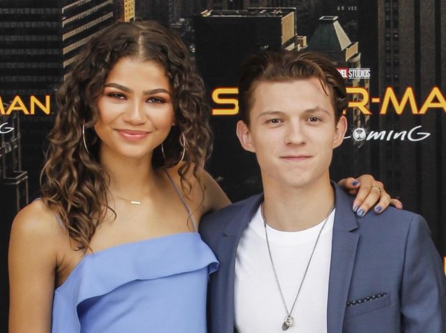 ゼンデイヤの誕生日をトム・ホランドが祝福、ファンが大興奮するワケ