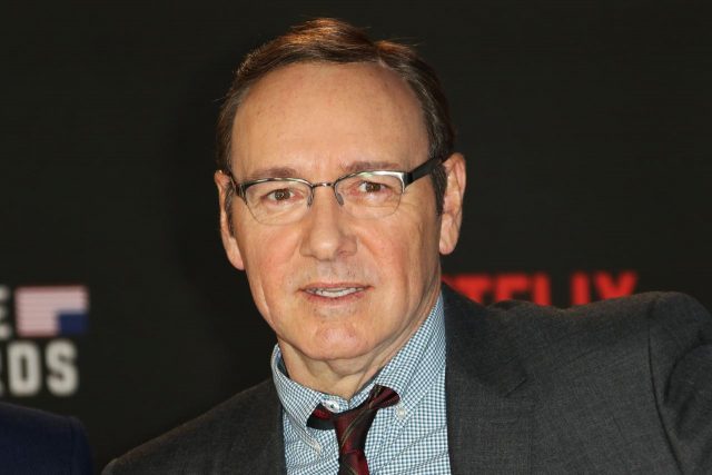 『ハウス・オブ・カード』セクハラ降板のケヴィン・スペイシーの不在をこう対応したか【予告編】