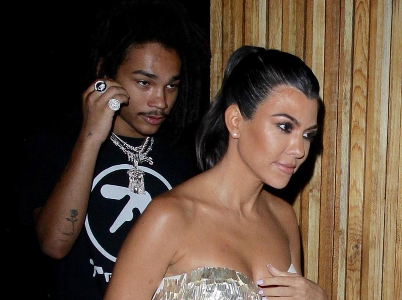 39歳コートニー・カーダシアンの新恋人は20歳！注目モデルと「離れられない」関係