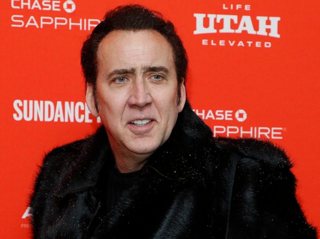 ニコラス・ケイジ、日本のアニメの「キャラＴ」を『ちょいワル』に着こなす