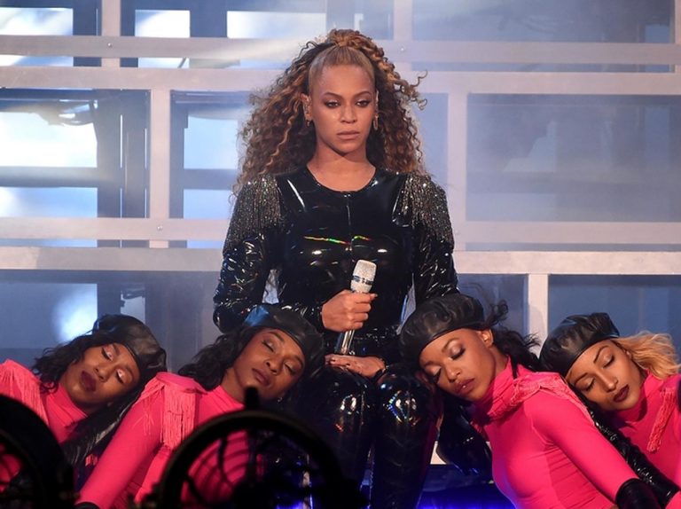 ビヨンセ、黒魔術を使ったとして元ドラマーに訴えられる