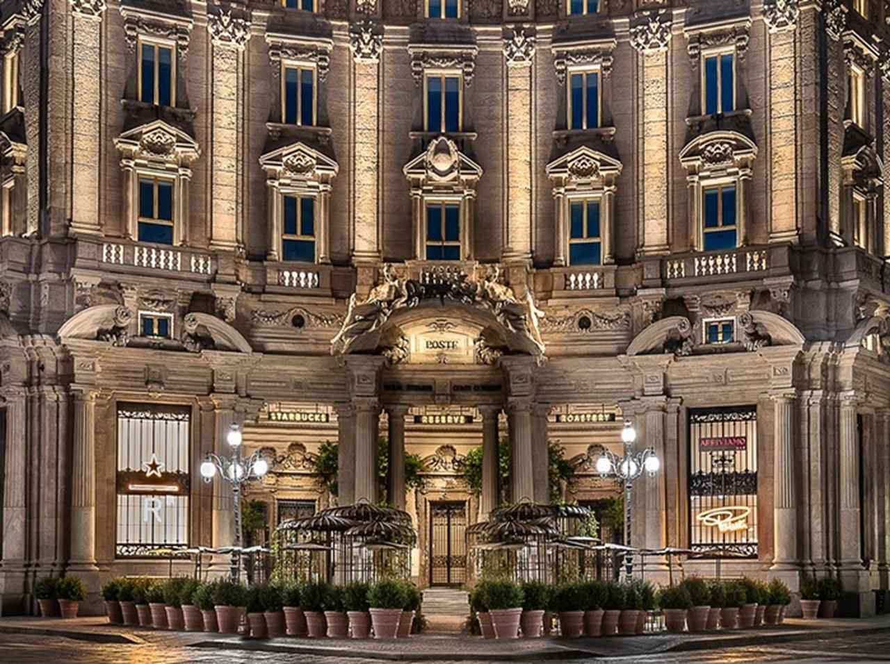 スターバックス、イタリアに史上初出店した店舗がゴージャスすぎる