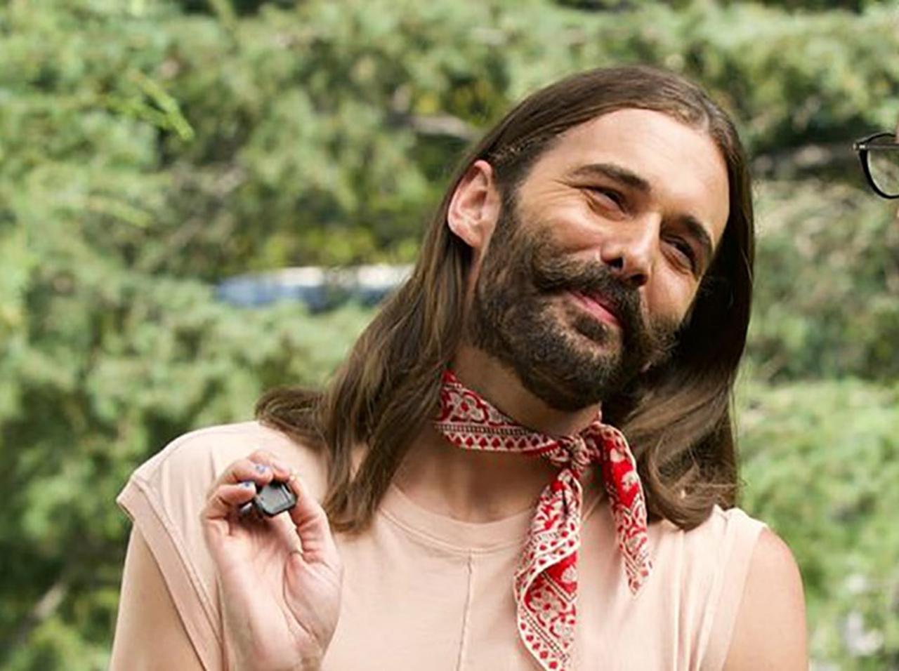 愛され美容男子ジョナサン・ヴァン・ネス、「美髪」の秘訣は家具屋で売っているアレ