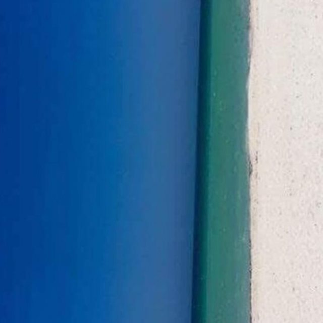 これはビーチ？ドア？錯覚に陥る１枚の写真が話題