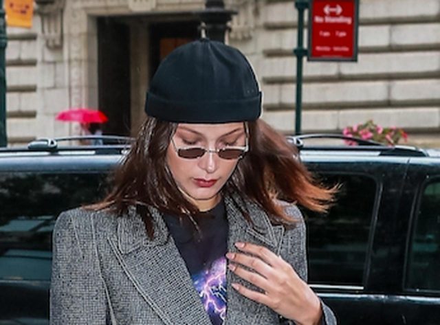 ベラ・ハディッド、オシャレな垢抜けジャケットスタイルを拝見