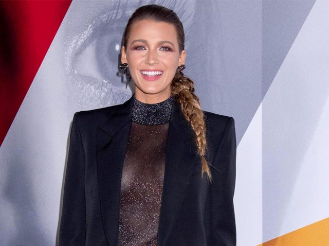 ブレイク・ライブリー、「乳首が見えてる」と勘違いしパニックに陥る