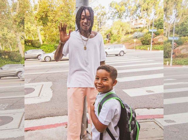 我が子を「バス通学」させた強面ラッパーに批判の声、一体なぜ？