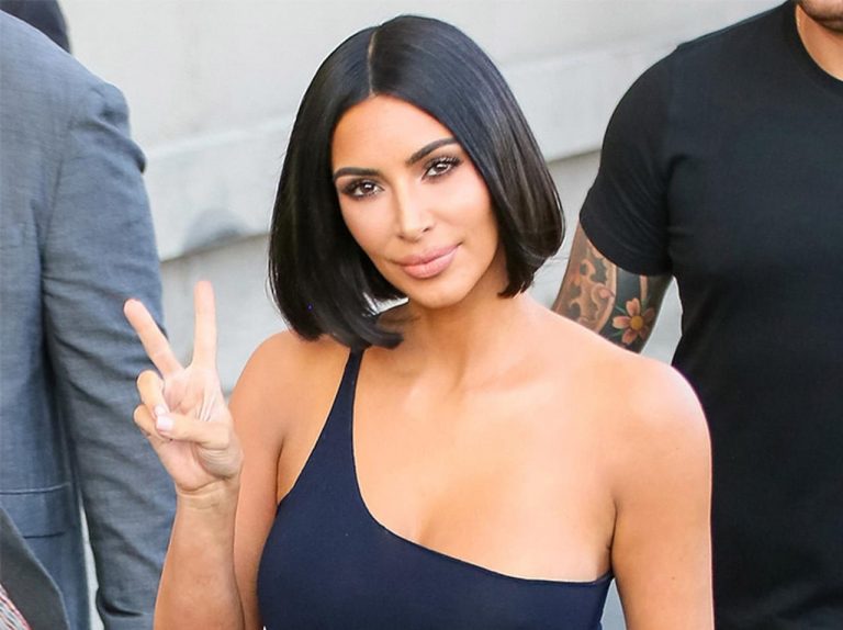 キム・カーダシアン、あそこに「名前入り」ジュエリーを装着