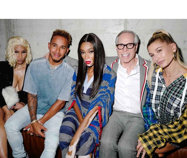 ジャスティンと婚約してから初めて！ヘイリー・ボールドウィンの来日決定