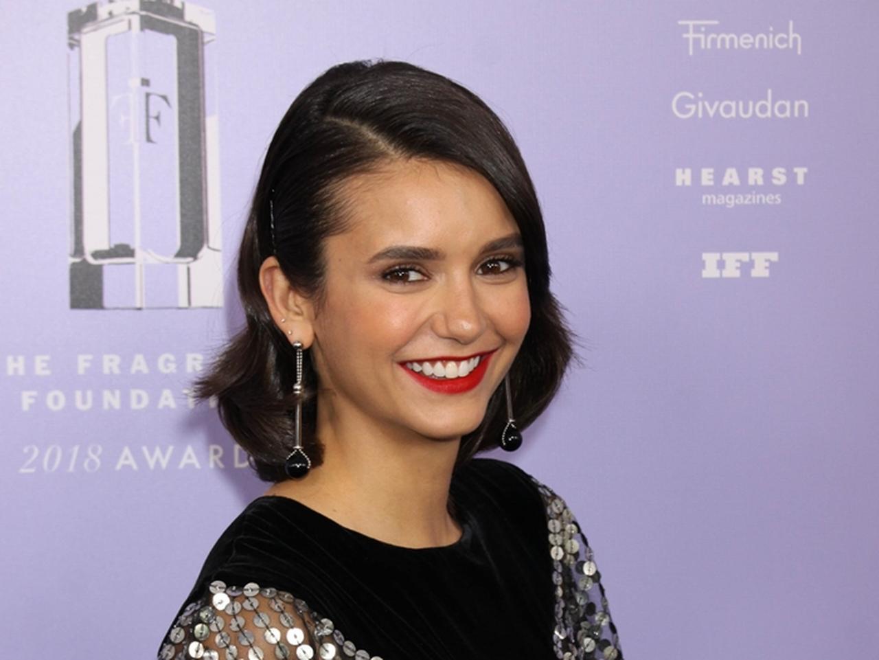 ニーナ・ドブレフ、自慢気に披露した「ある特技」が危険すぎる