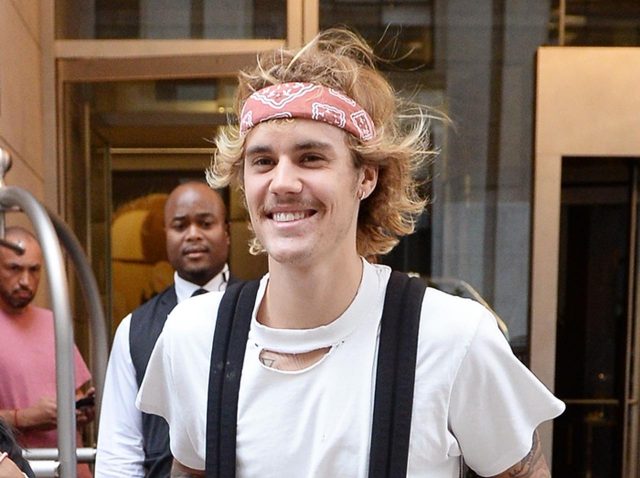 ジャスティン・ビーバー、婚約者ヘイリーの父と2人きりで「意外な場所」へ