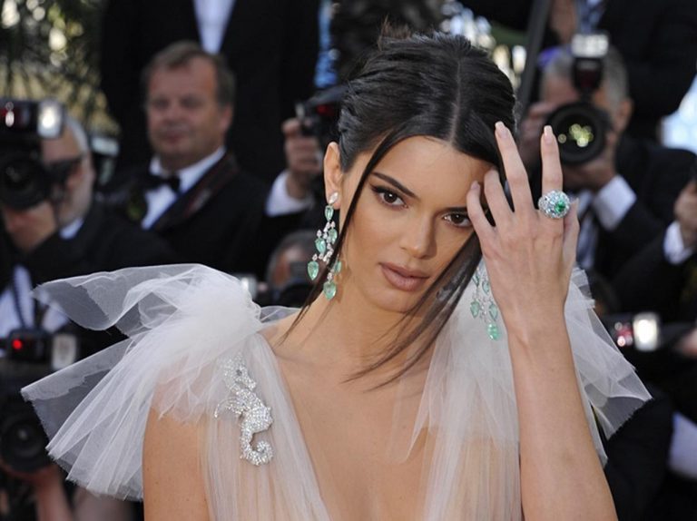 ケンダル・ジェンナー、破局報道後に「意味深」行動