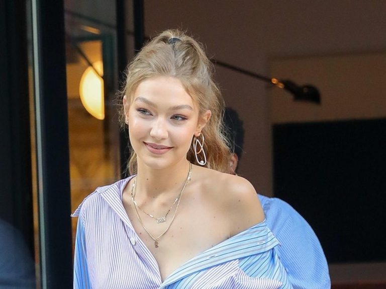 ジジ・ハディッド流、ストライプシャツの最旬な着こなし方