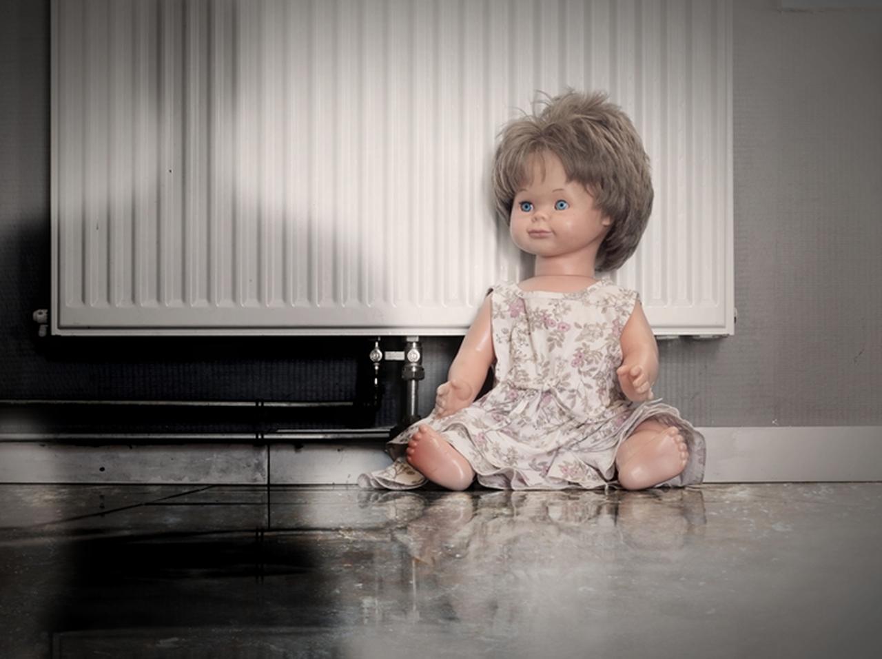 40年前のある人形のおもちゃ、表情が豊か過ぎて逆に怖い