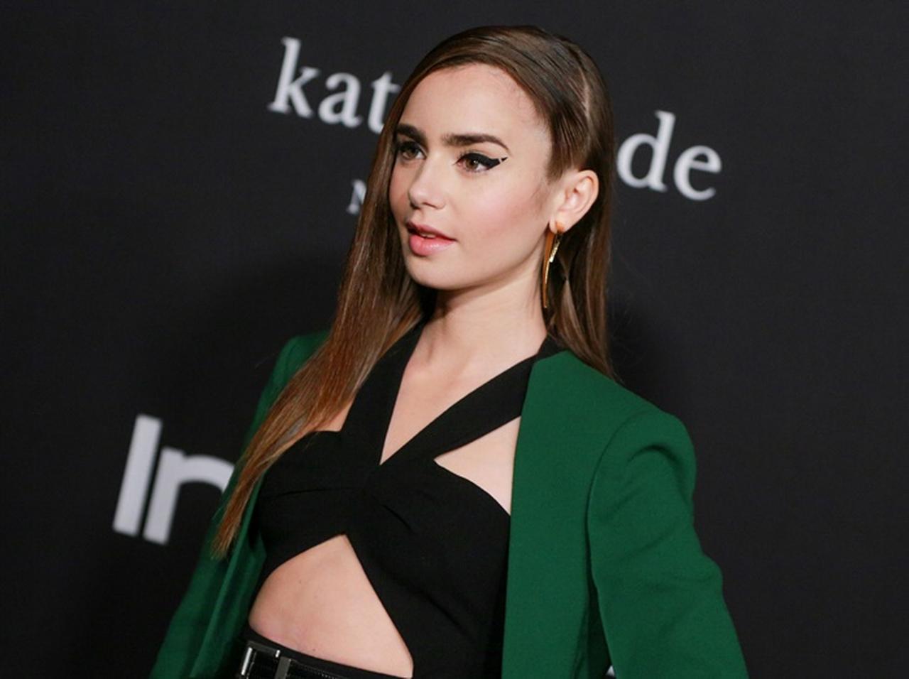 リリー・コリンズの「アニメ風」アイラインで簡単デカ目に