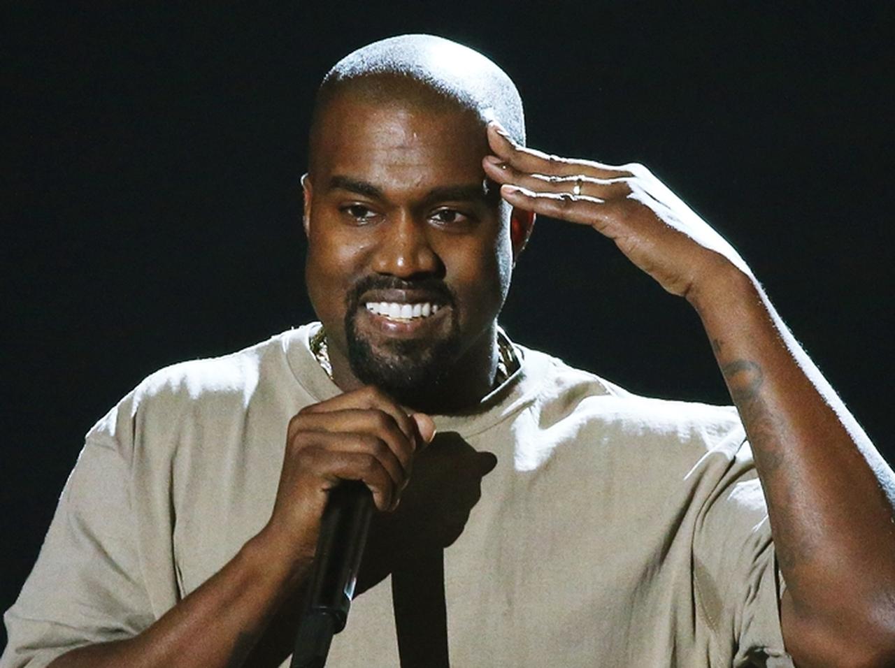 カニエ・ウェスト、奴隷を禁止する法律を「廃止したい」はまさかの言い間違い