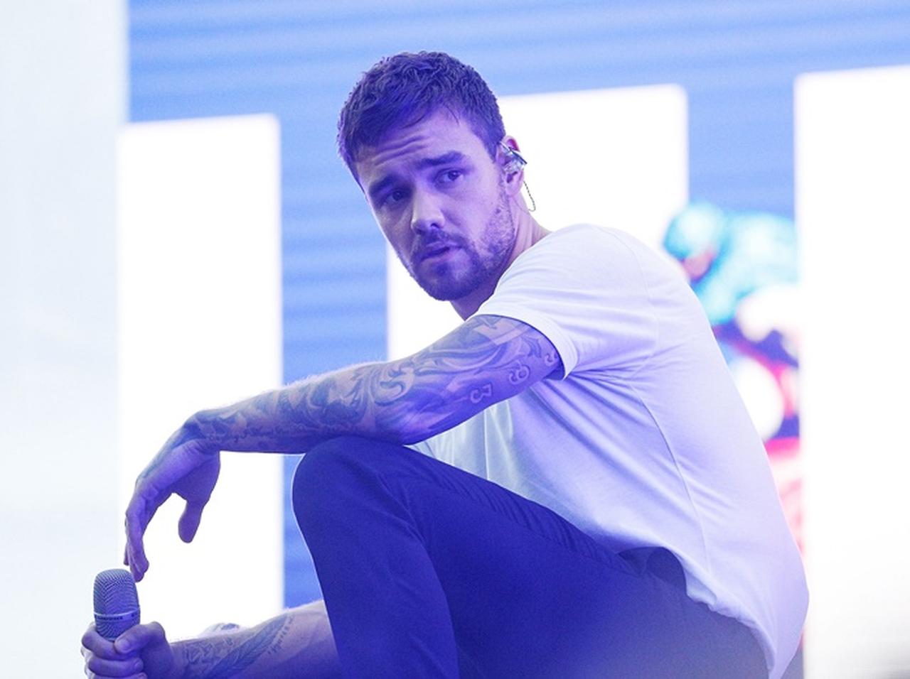 リアム・ペイン、スタッフとの熱愛報道に「女性に敬意をもって接するべきじゃ?」