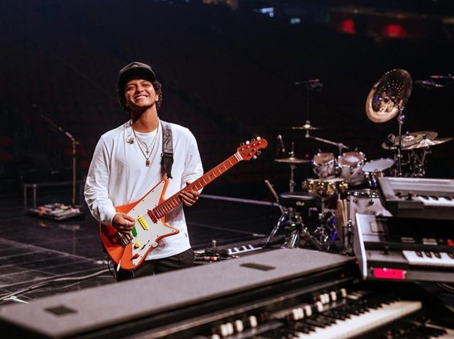 ブルーノ・マーズ、セレブならではの超贅沢な方法で誕生日をお祝い