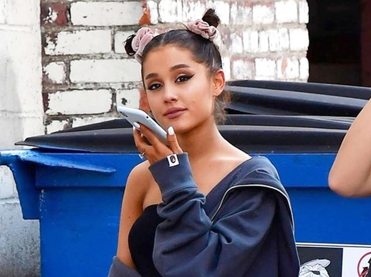 アリアナ・グランデ、婚約解消後初のSNS投稿はファンにとっては「嬉しいお知らせ」