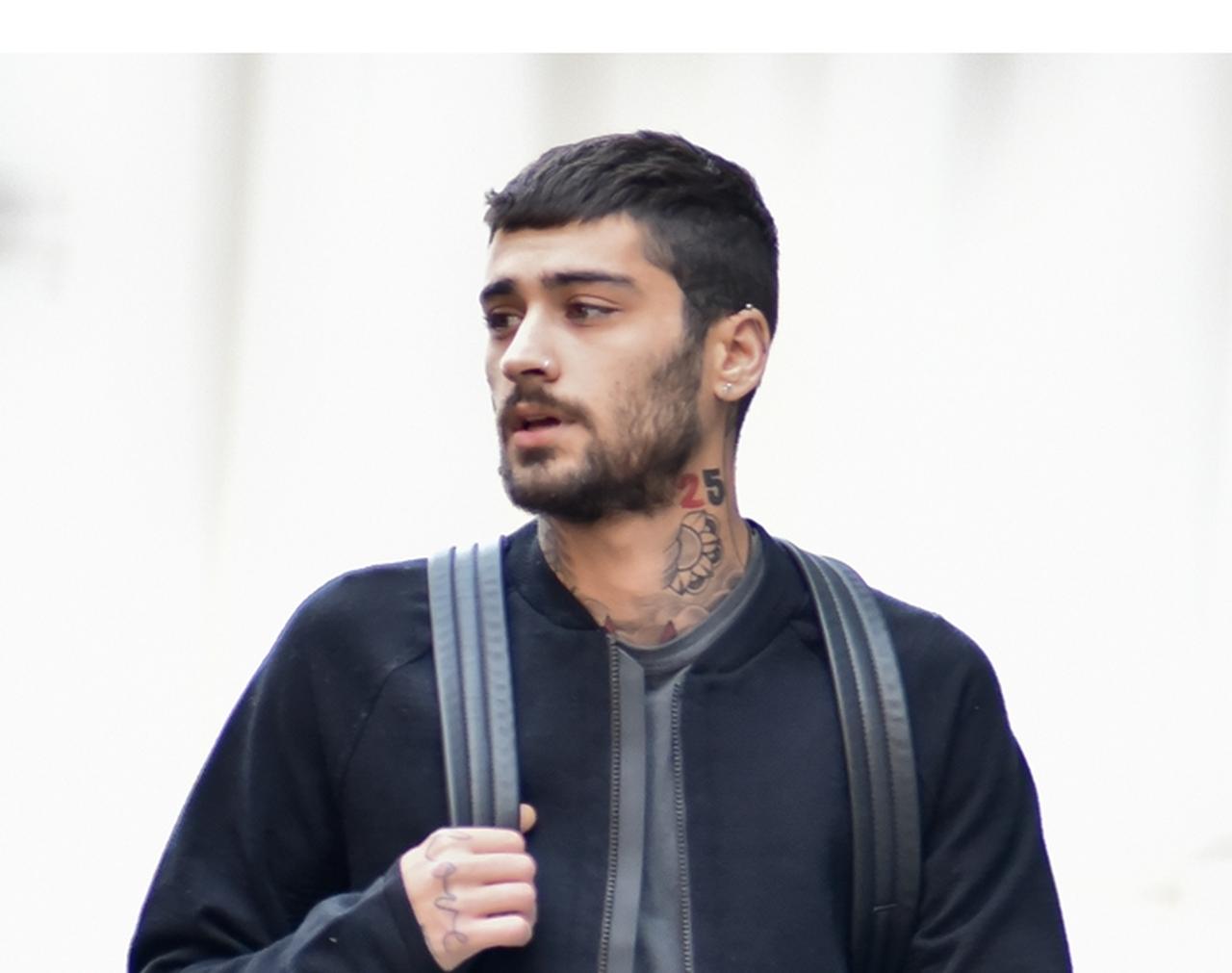 ゼイン・マリク、1D時代のアイテムを公開し驚きの事実を伝える