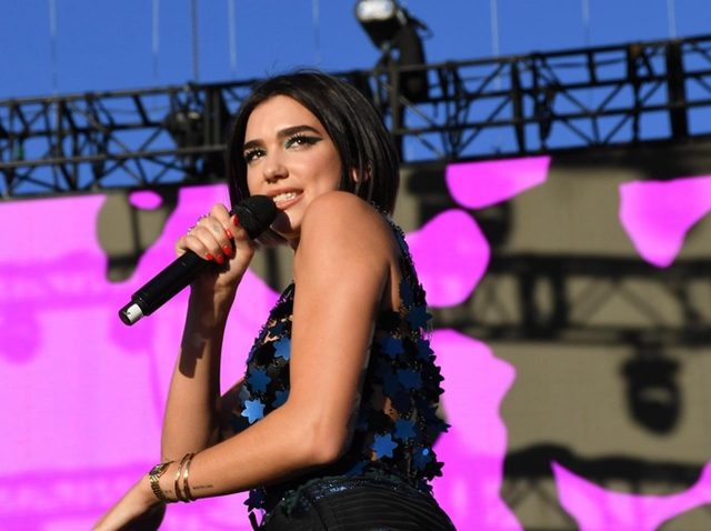 デュア・リパ、『007』の主題歌が本当ならば「嬉しくてたまらない」