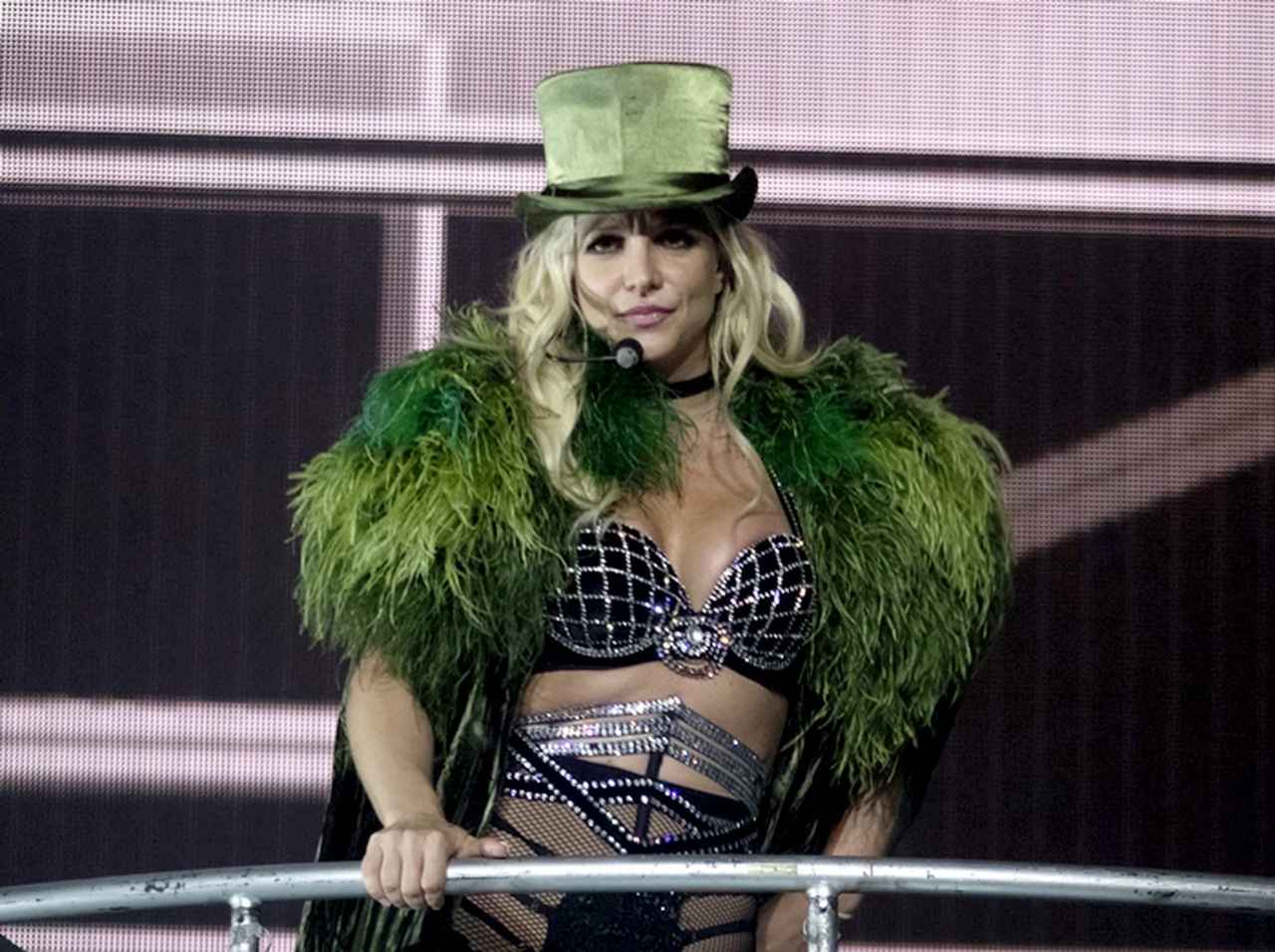 ブリトニー・スピアーズ、10月18日に重大発表があることを明かす