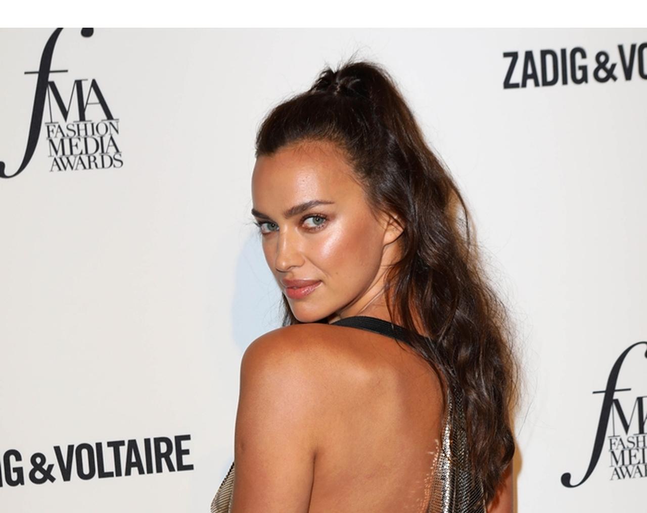 イリーナ・シェイク、ランウェイの前に行う脚のケアがセレブすぎる