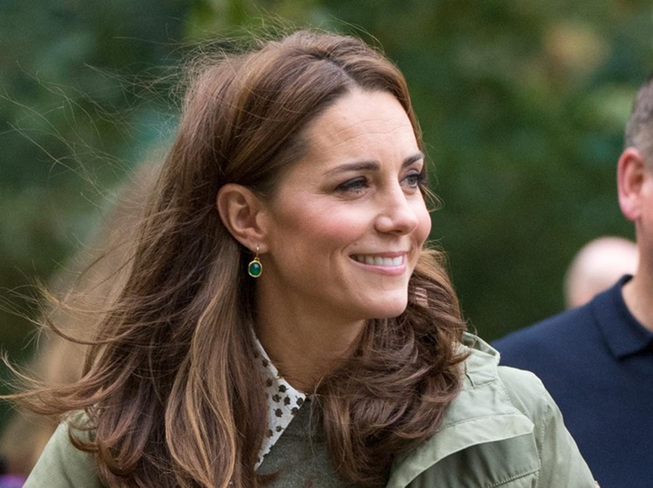 キャサリン妃に会えて喜びが爆発した少女が取った「行動」に胸キュン