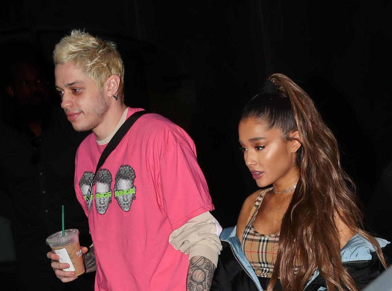 アリアナと破局したピート・デヴィッドソンがSNSを停止、クラファンが設立