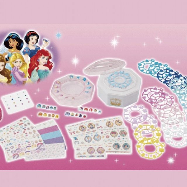 ディズニープリンセス ネイル&ジュエリーシールが登場