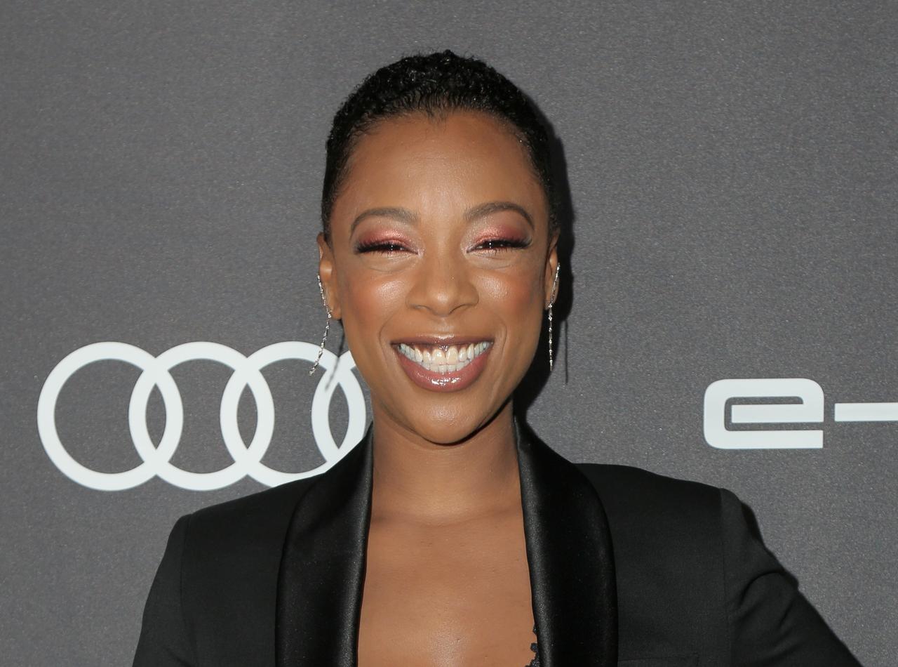 『オレンジ・イズ・ニュー・ブラック』女優、共演者から「アウティング」されて「泣いた」