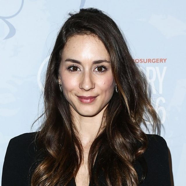 『PLL』トローヤン・ベリサリオが女児を出産、夫パトリックとの第1子【声明訳】