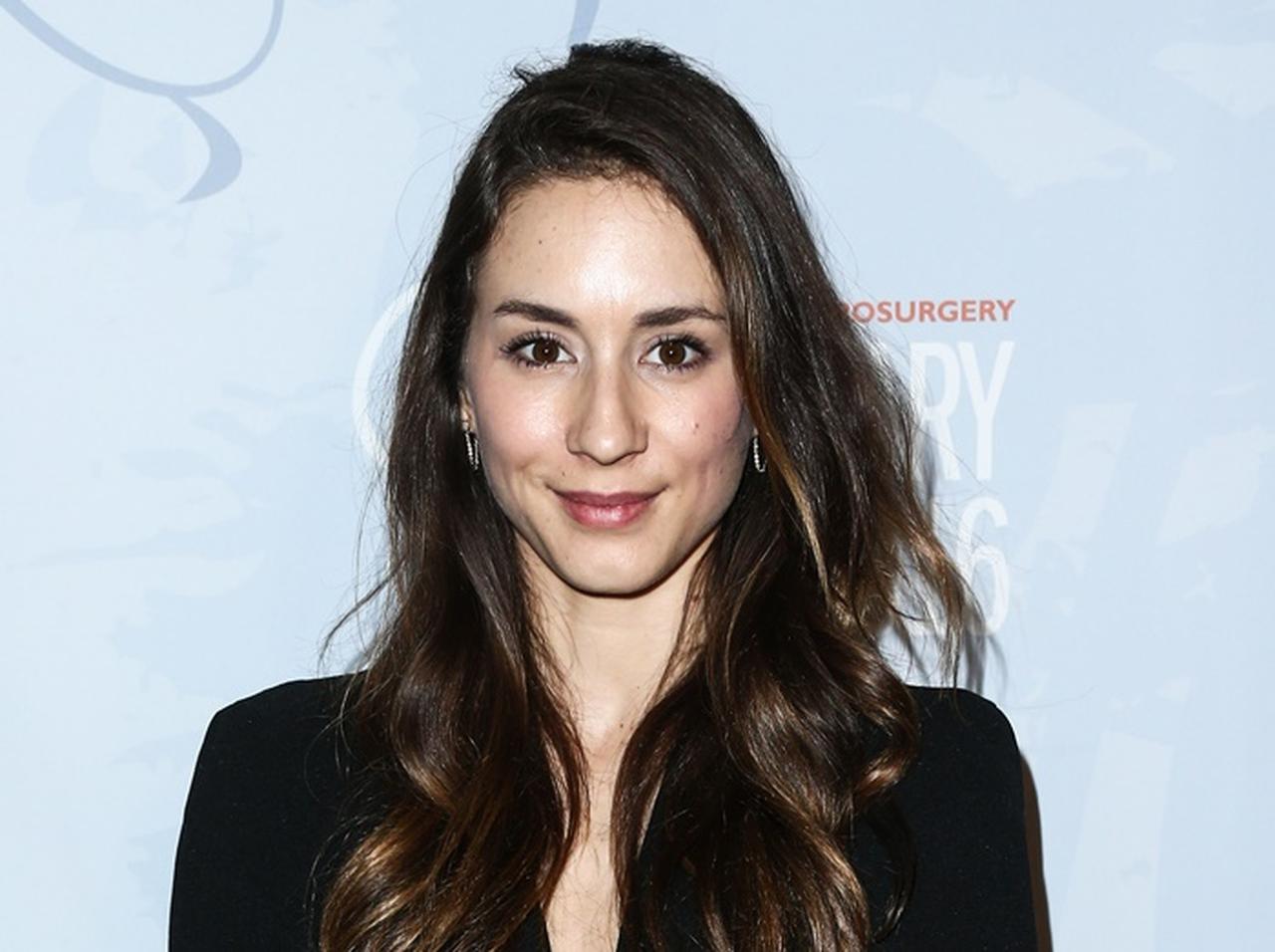 『PLL』トローヤン・ベリサリオが女児を出産、夫パトリックとの第1子【声明訳】