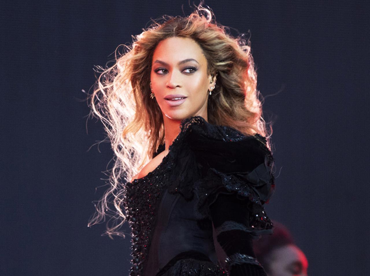 ビヨンセ、ハロウィン仮装で「憧れの大スター」に変身！完成度がハンパない