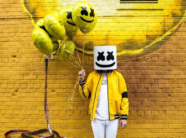 マシュメロ＆バスティルによる「ハピアー」、MVにも歌詞にもウルウル