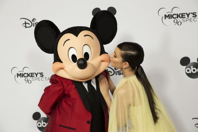 ミッキーマウスのスクリーンデビュー90周年をお祝いする特別番組が日本初放送