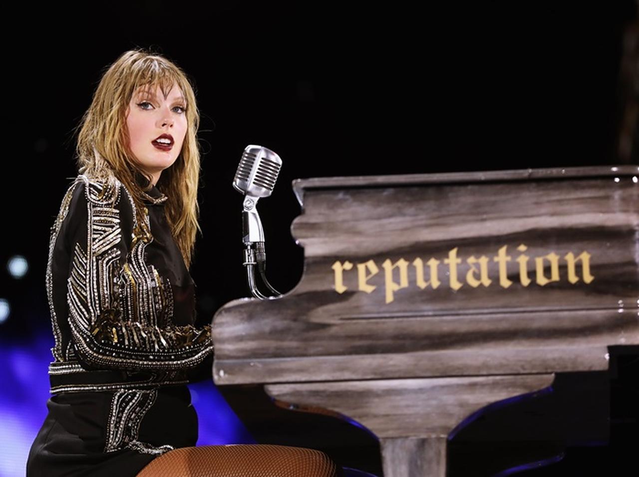 テイラー・スウィフト、来日公演であの「人気セレブ」の姿を発見