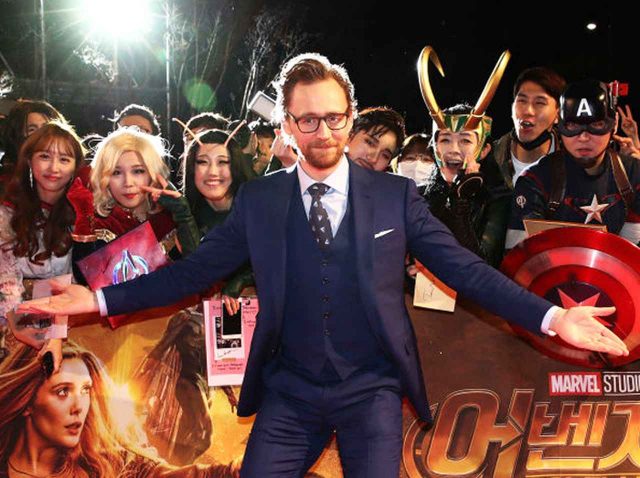 トム・ヒドルストンの「意味深ツイート」に世界中のマーベルファンが踊らされる