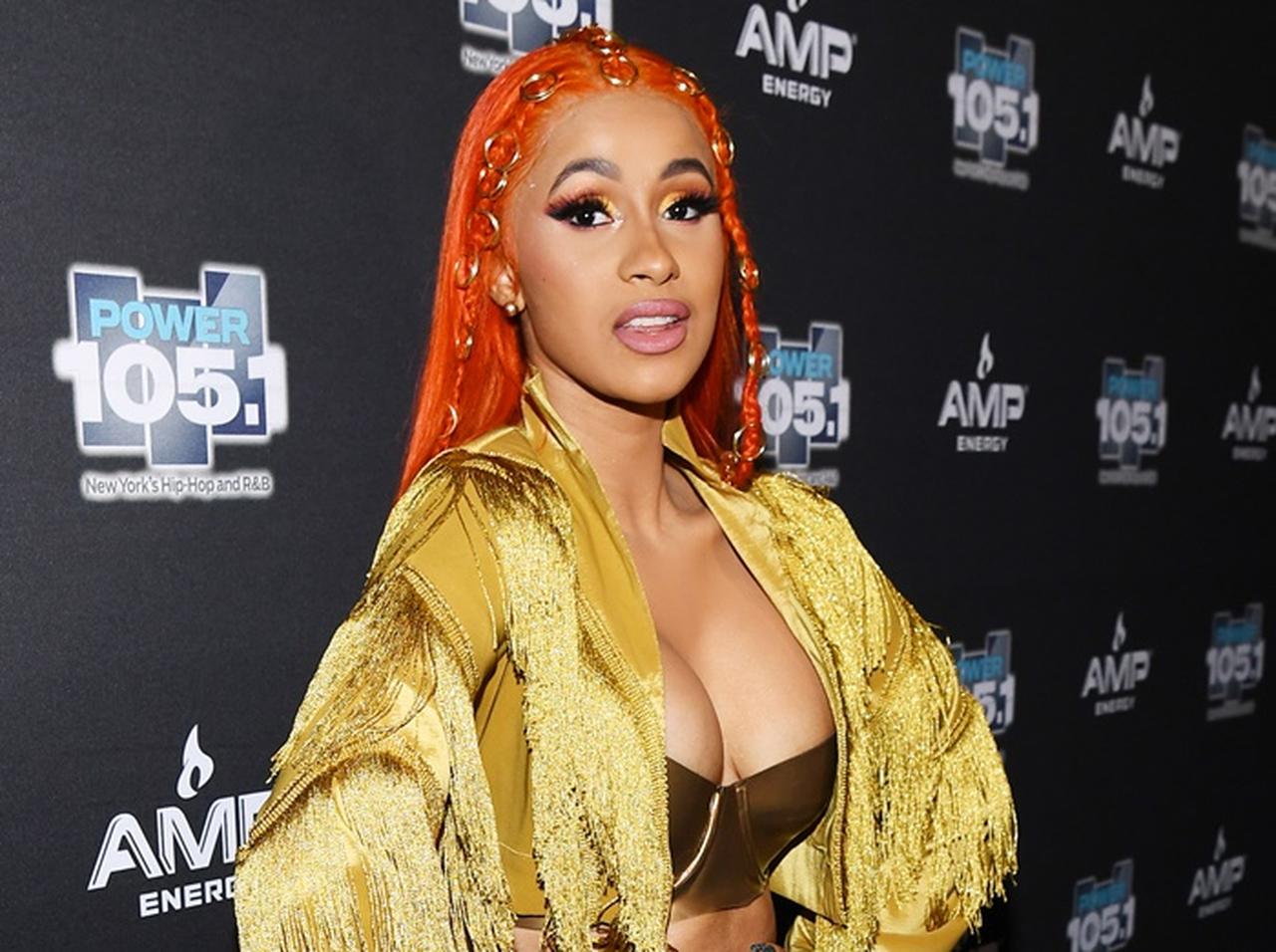 カーディ・B、「口周りの産毛」と「アソコ」の“意外な関係性”を打ち明ける